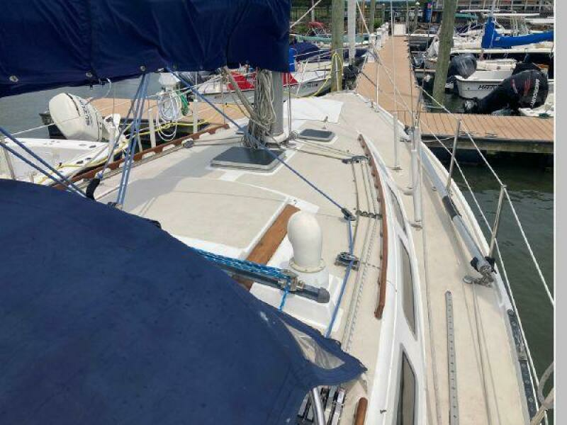Sanweka 36ft Catalina Yacht For Sale