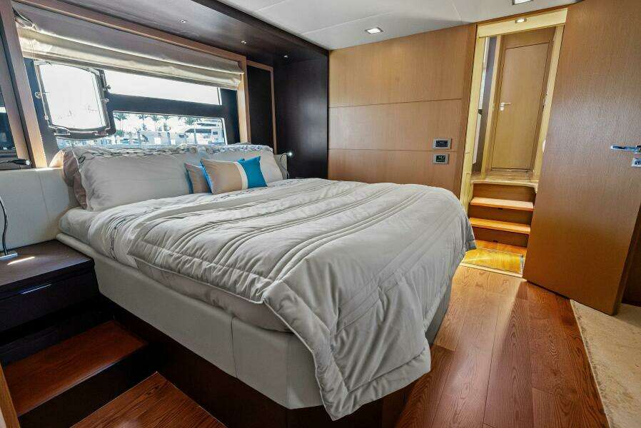 Blue Daksa 64ft Absolute Yacht For Sale Blue Daksa 64ft Absolute Yacht For Sale