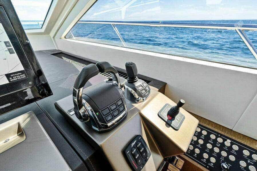 Blue Daksa 64ft Absolute Yacht For Sale Blue Daksa 64ft Absolute Yacht For Sale