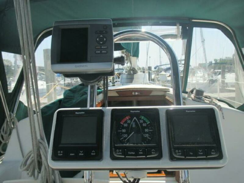 1984 Pearson 303