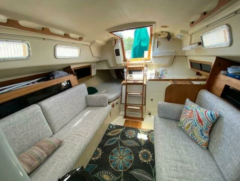 1984 Pearson 303