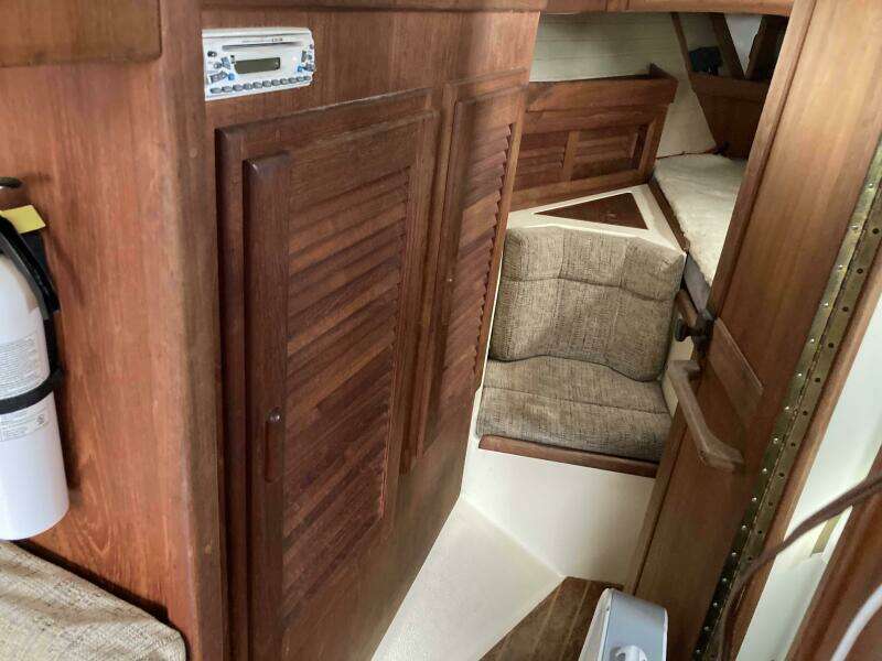 37ft Pacific Seacraft Yacht For Sale