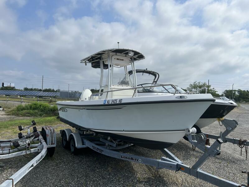 2011 May-Craft 2000CC