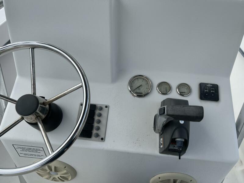 2011 May-Craft 2000CC
