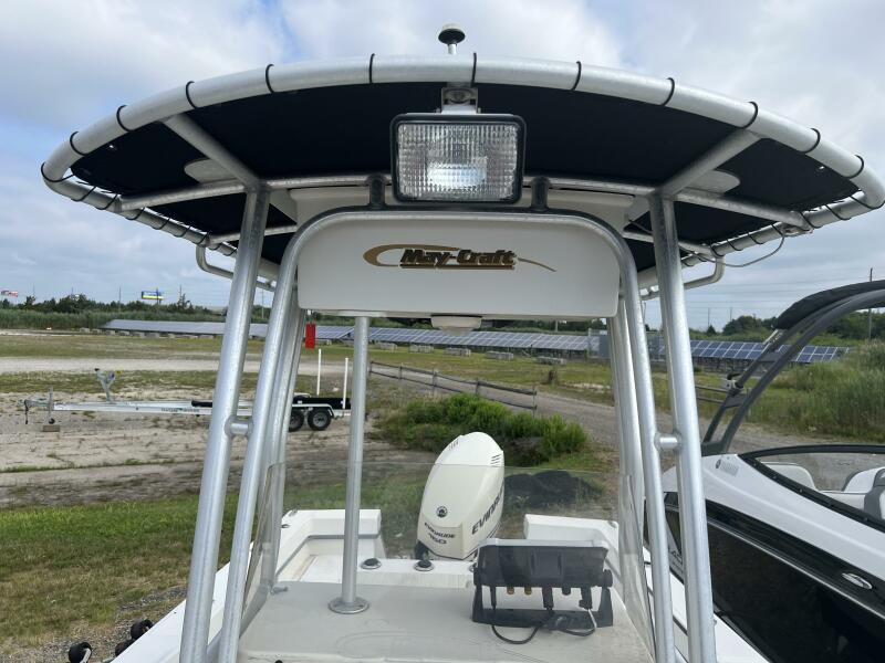 2011 May-Craft 2000CC