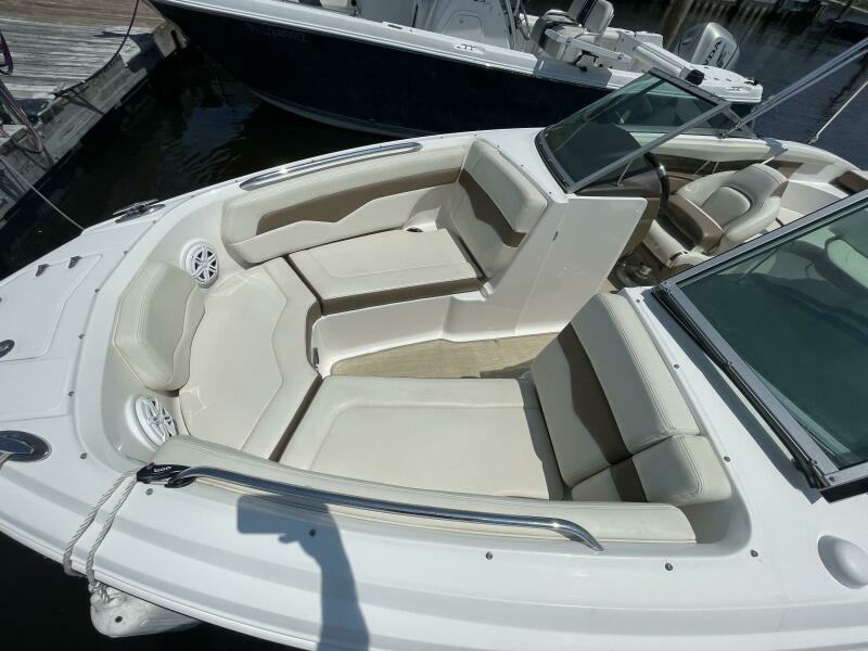 2015 Chaparral 226 SSI