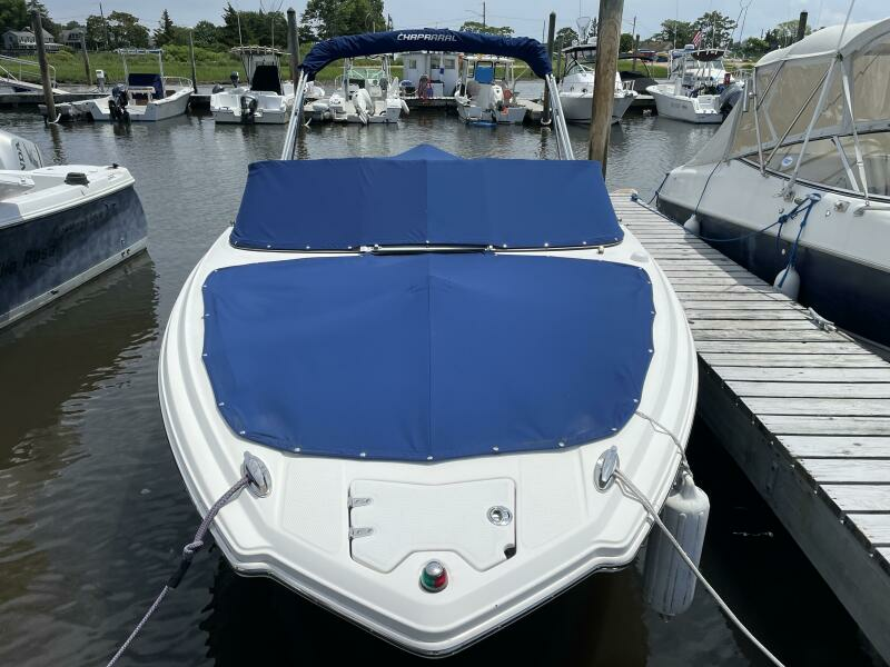 2015 Chaparral 226 SSI