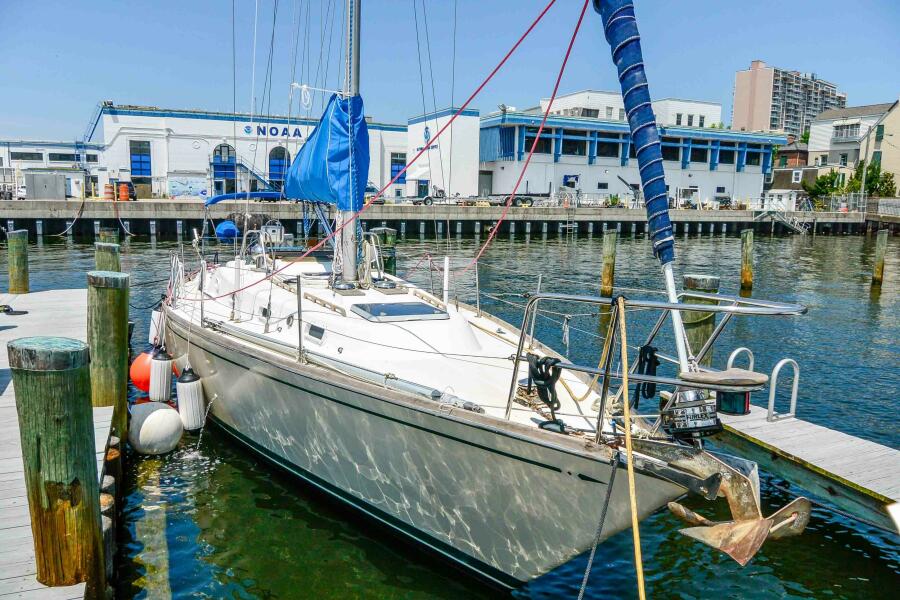 1980 Tartan Sloop