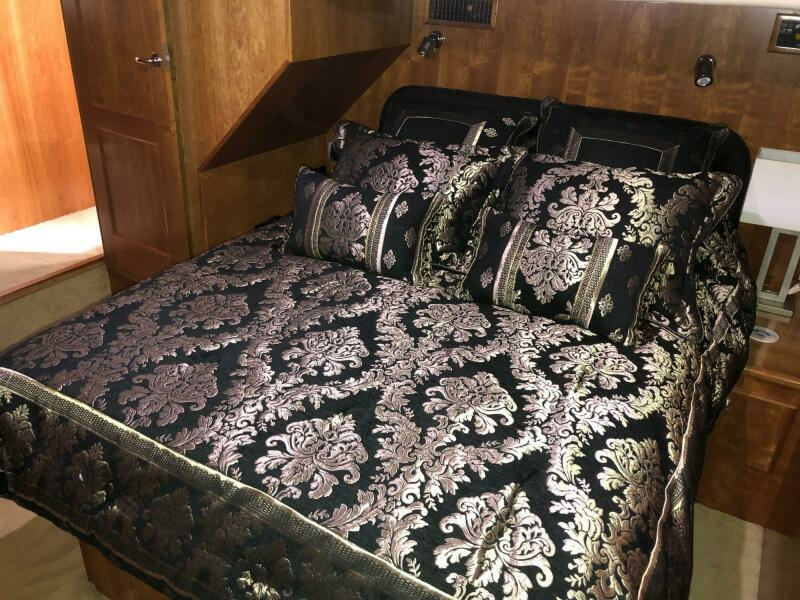 Knights Errant 53ft Navigator Yacht For Sale