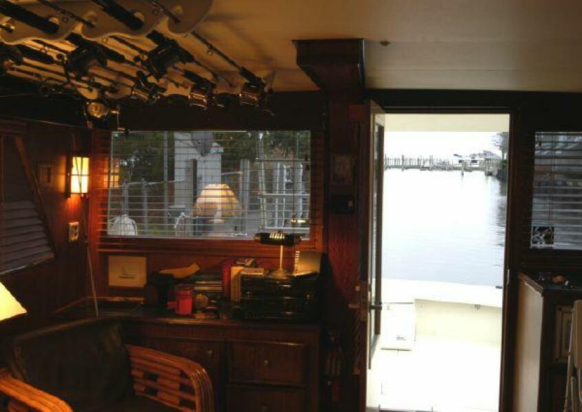 53' 1972 Hatteras 