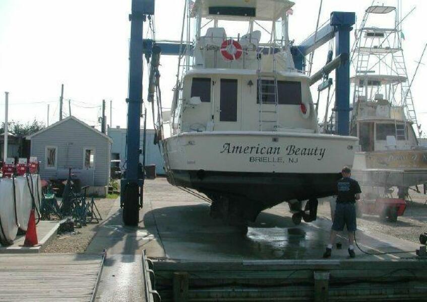 53' 1972 Hatteras 