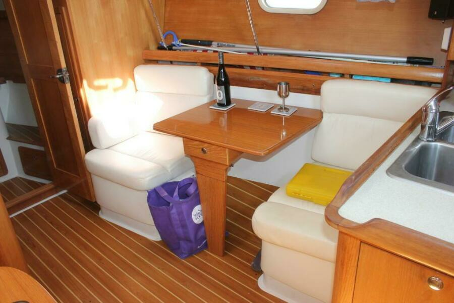 2003 Catalina 350