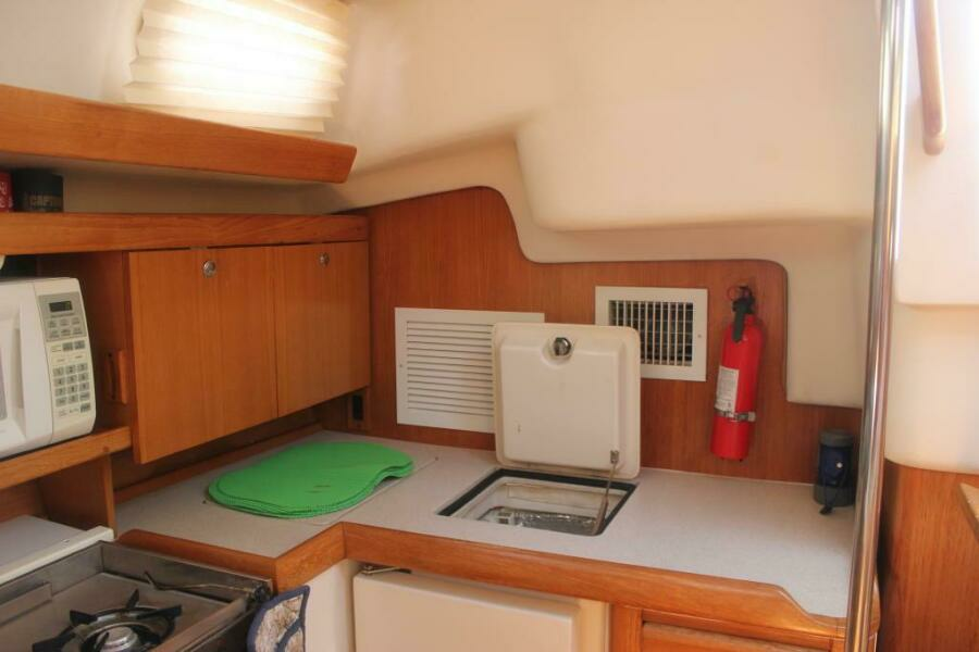 2003 Catalina 350
