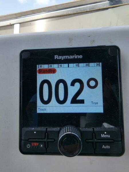 Raymarine auto pilot