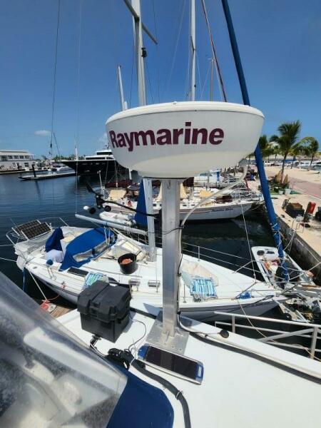 Raymarine radar