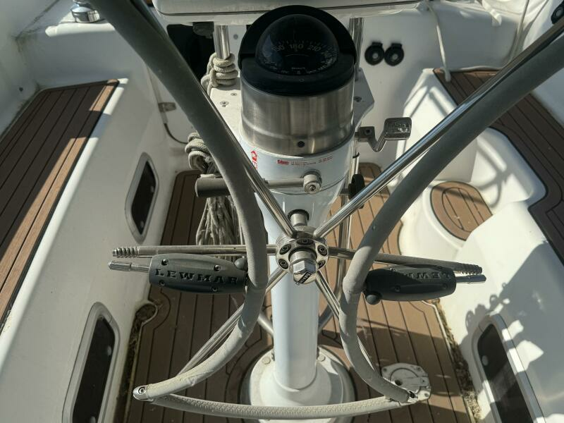 zaya 42ft Hunter Yacht For Sale