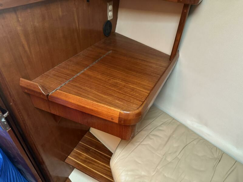 zaya 42ft Hunter Yacht For Sale