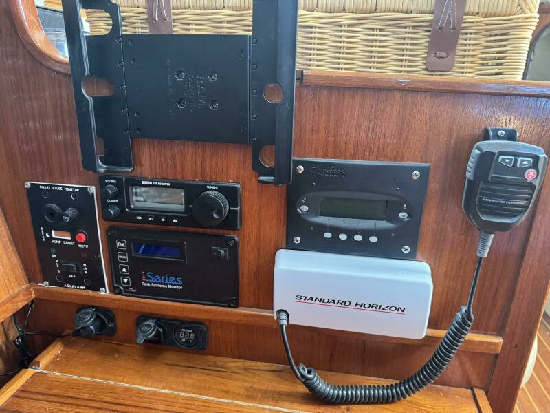 zaya 42ft Hunter Yacht For Sale