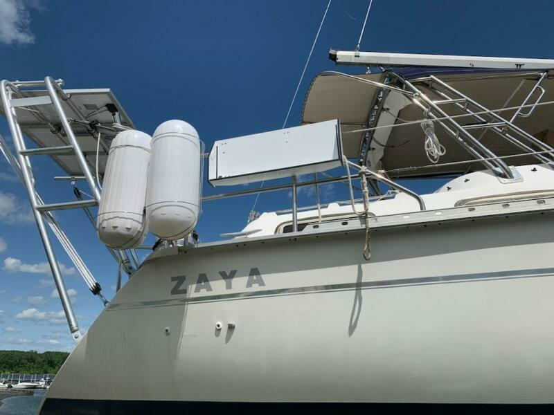 zaya 42ft Hunter Yacht For Sale