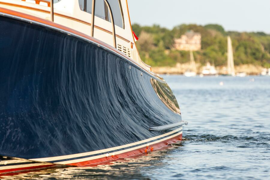 MAGGIE MAE 43ft Hinckley Yacht For Sale