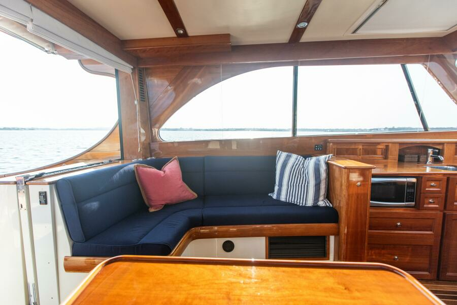 Port Settee