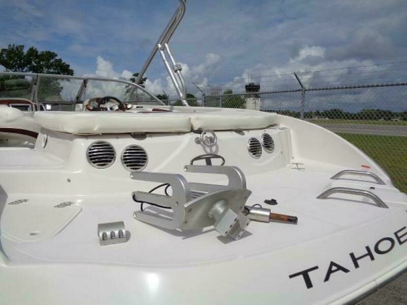 20ft Tahoe Yacht For Sale