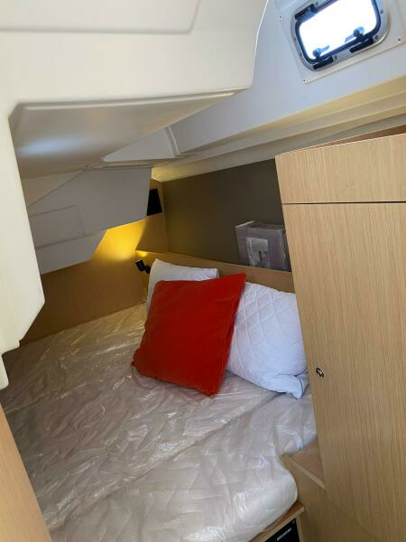 Gem n Air 38ft Beneteau Yacht For Sale
