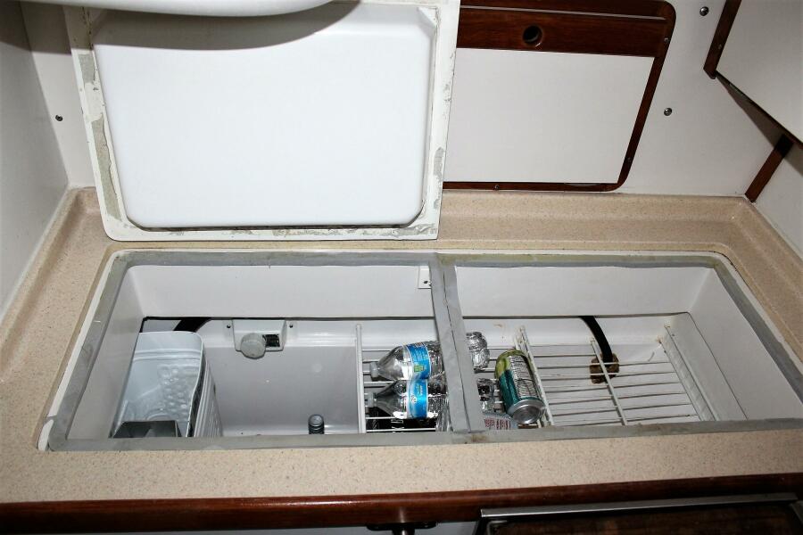 1996 Catalina 320