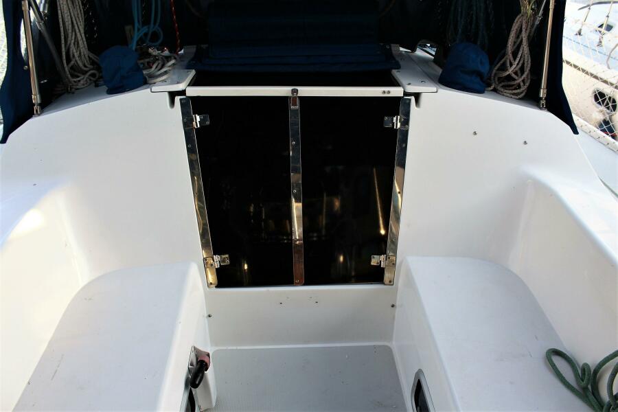 1996 Catalina 320