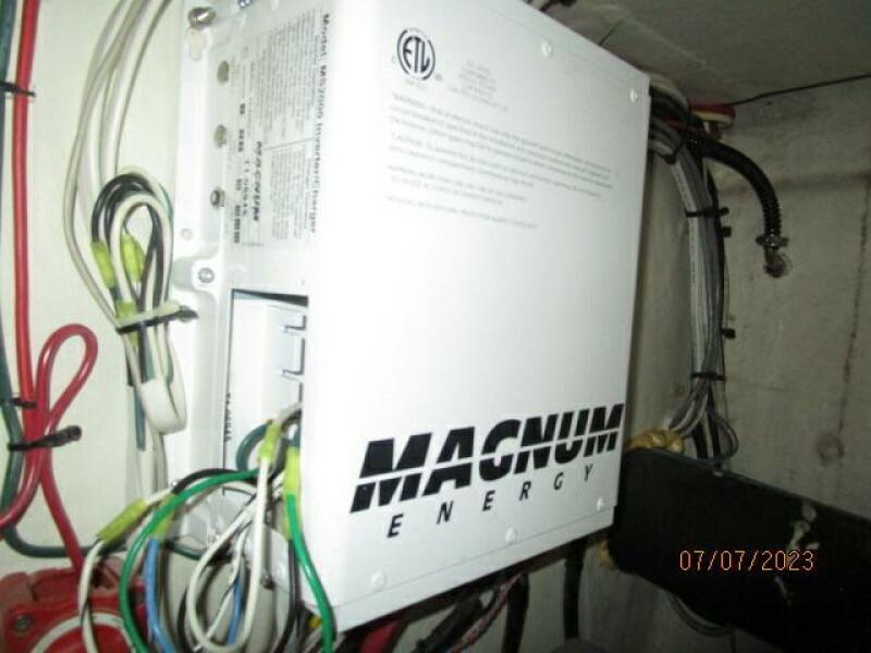 38' Mariner inverter