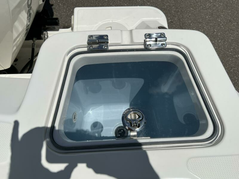 2020 Boston Whaler 