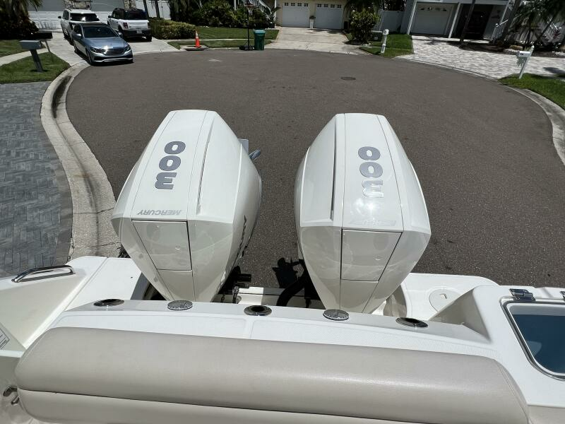 2020 Boston Whaler 