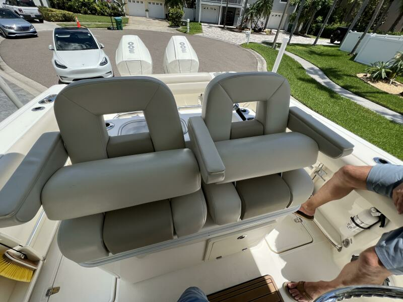 2020 Boston Whaler 