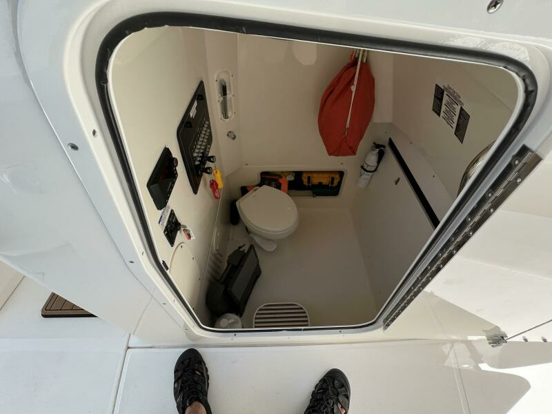 2020 Boston Whaler 
