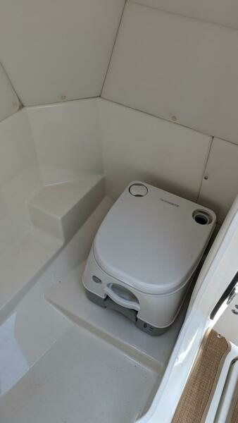 2022 Bayliner DX 2200