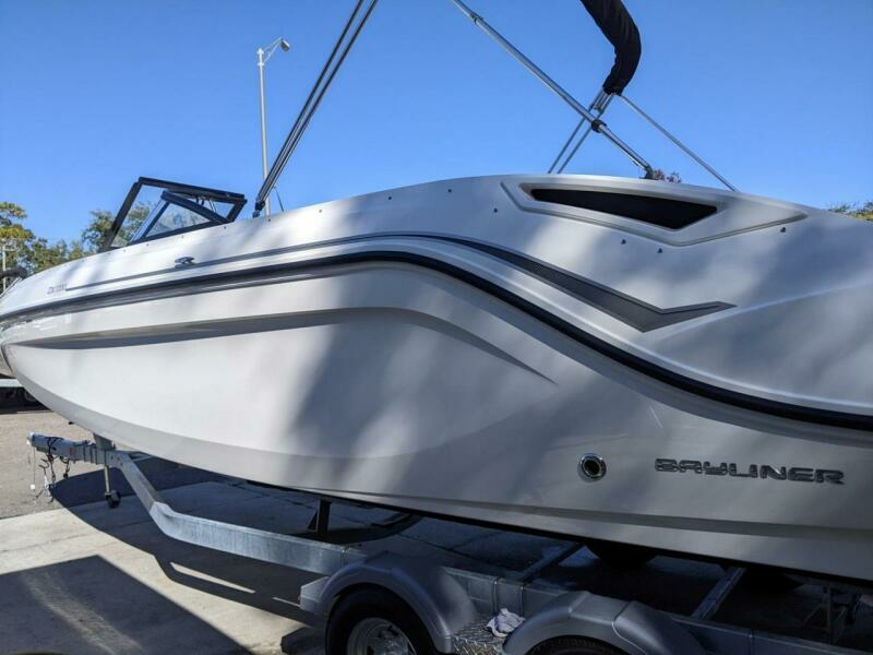 2022 Bayliner DX 2200