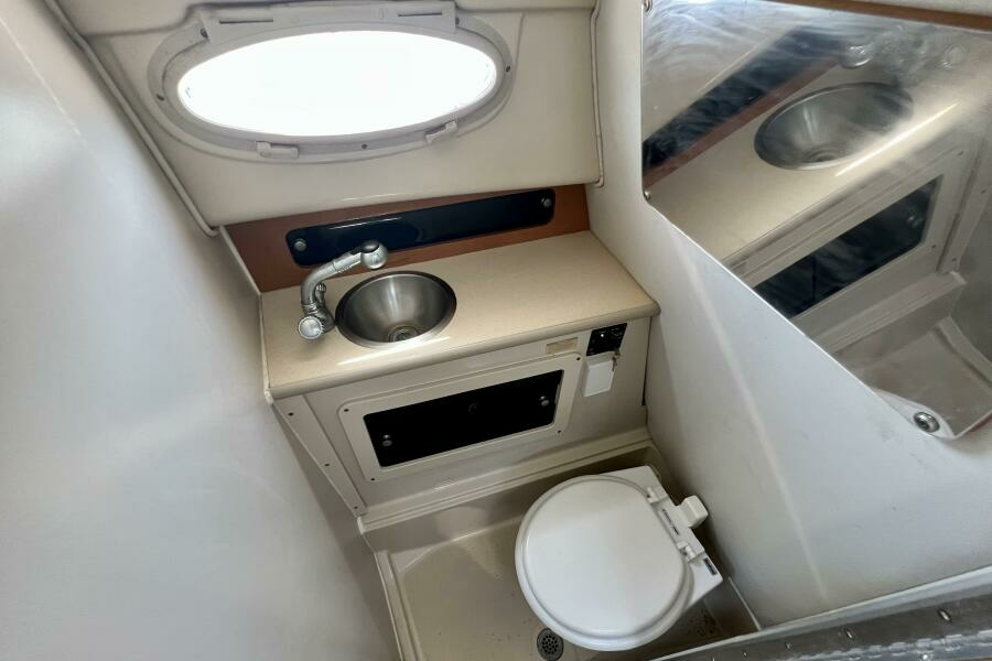 26ft Robalo Yacht For Sale