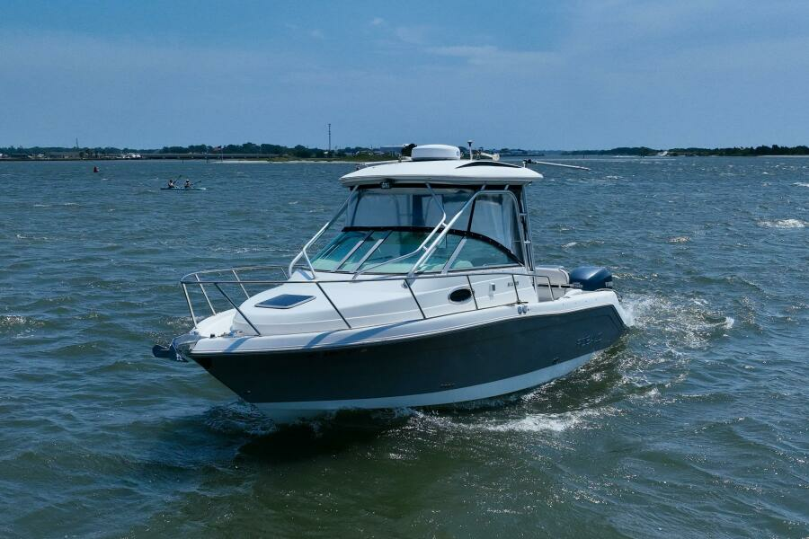 26ft Robalo Yacht For Sale