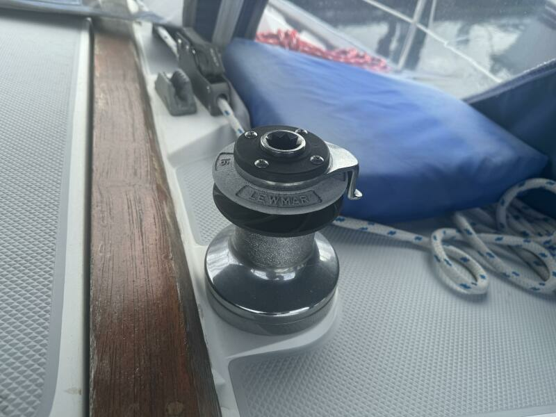 Reality 30ft Catalina Yacht For Sale