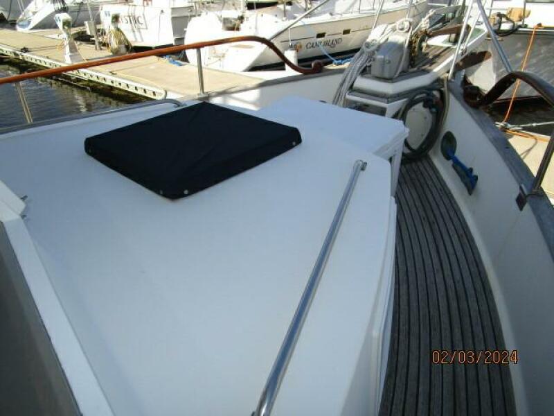 1988 Grand Banks 36 Classic