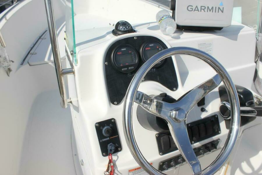 2012 Sailfish 2080