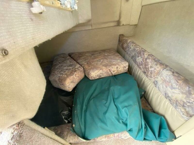 1996 Bayliner 2355 Ciera