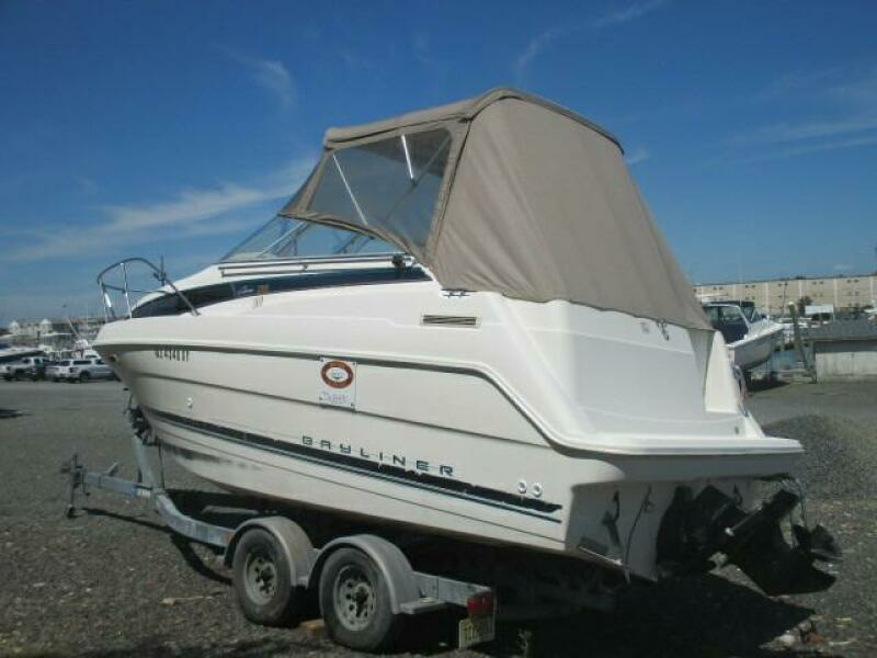 1996 Bayliner 2355 Ciera