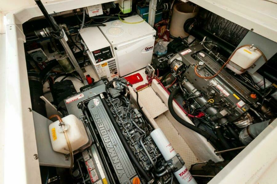 Whiskey Fitz 2006 Cruisers Yachts 460 Express 46 ft Express Cruiser for ...