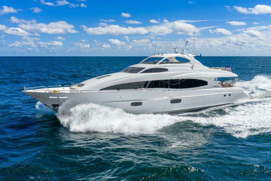 Serenity 116ft Lazzara Yachts Yacht For Sale Serenity 116ft Lazzara Yachts Yacht For Sale