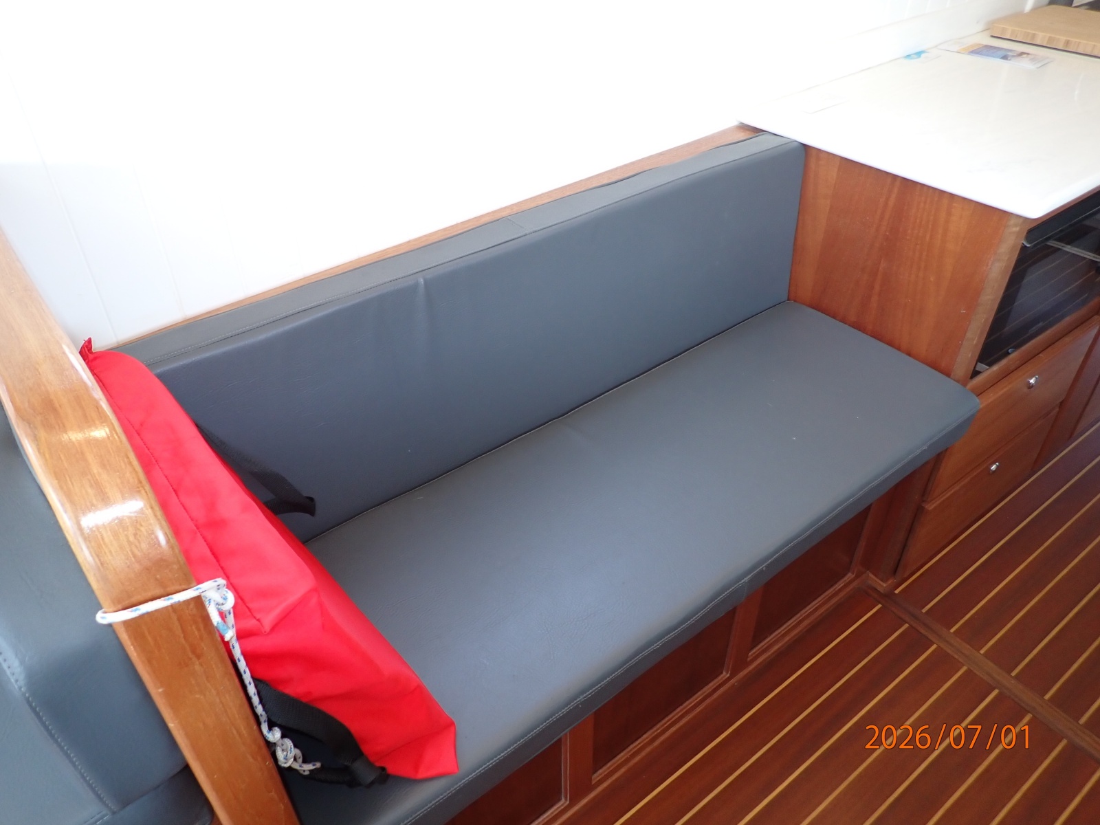 Dilligaf Yacht Photos Pics 