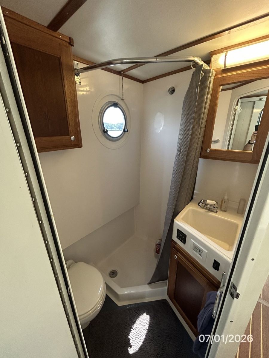 35' Great Harbour head