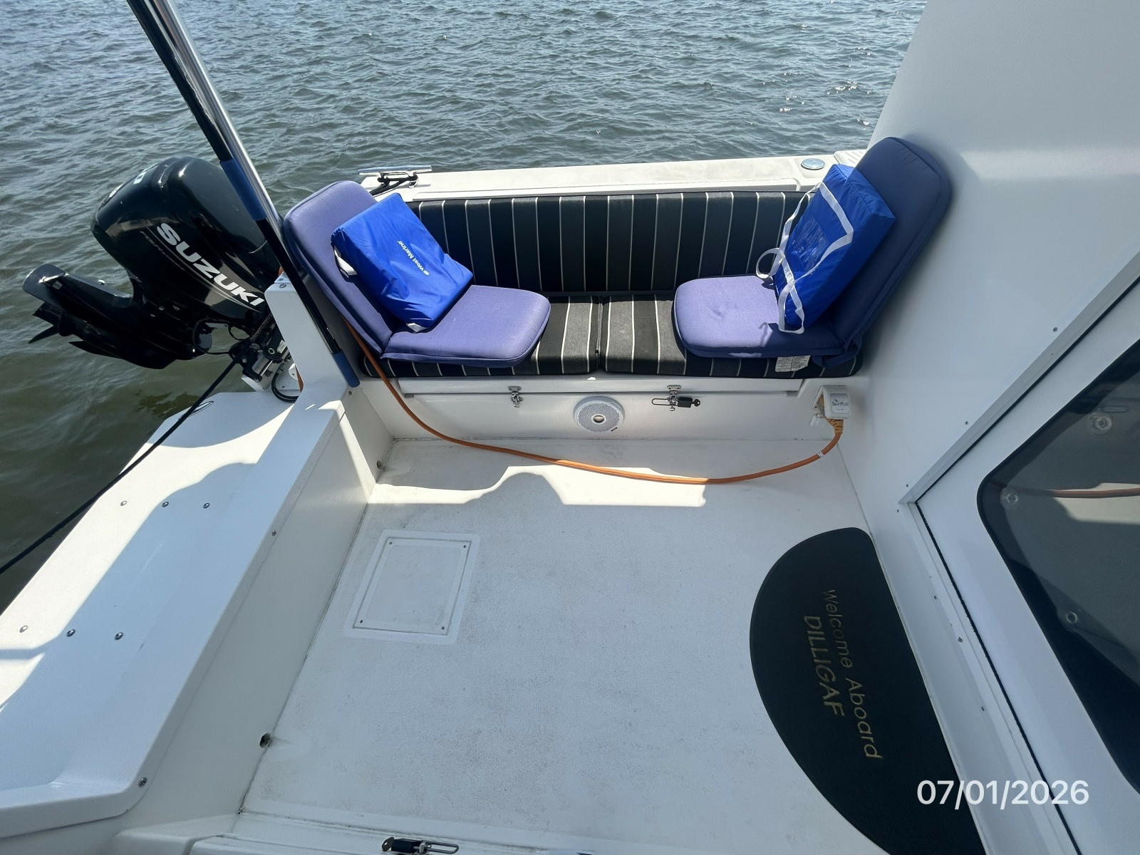 35' Great Harbour aftdeck port