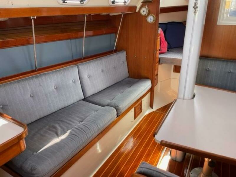 Avanti 34ft Catalina Yacht For Sale