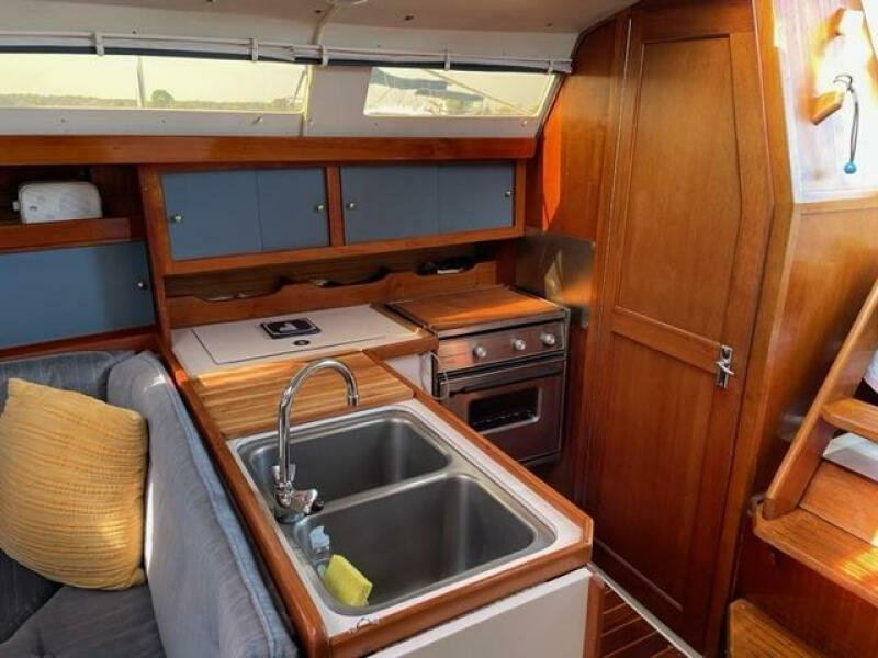 Avanti 34ft Catalina Yacht For Sale